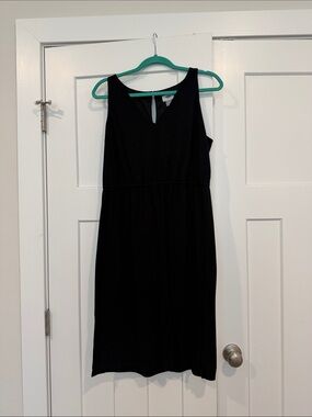 Old Navy Black Sleeveless V-Neck Dress